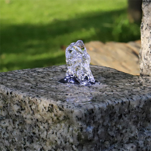 Granitsäulen Brunnen mit LED Beleuchtung