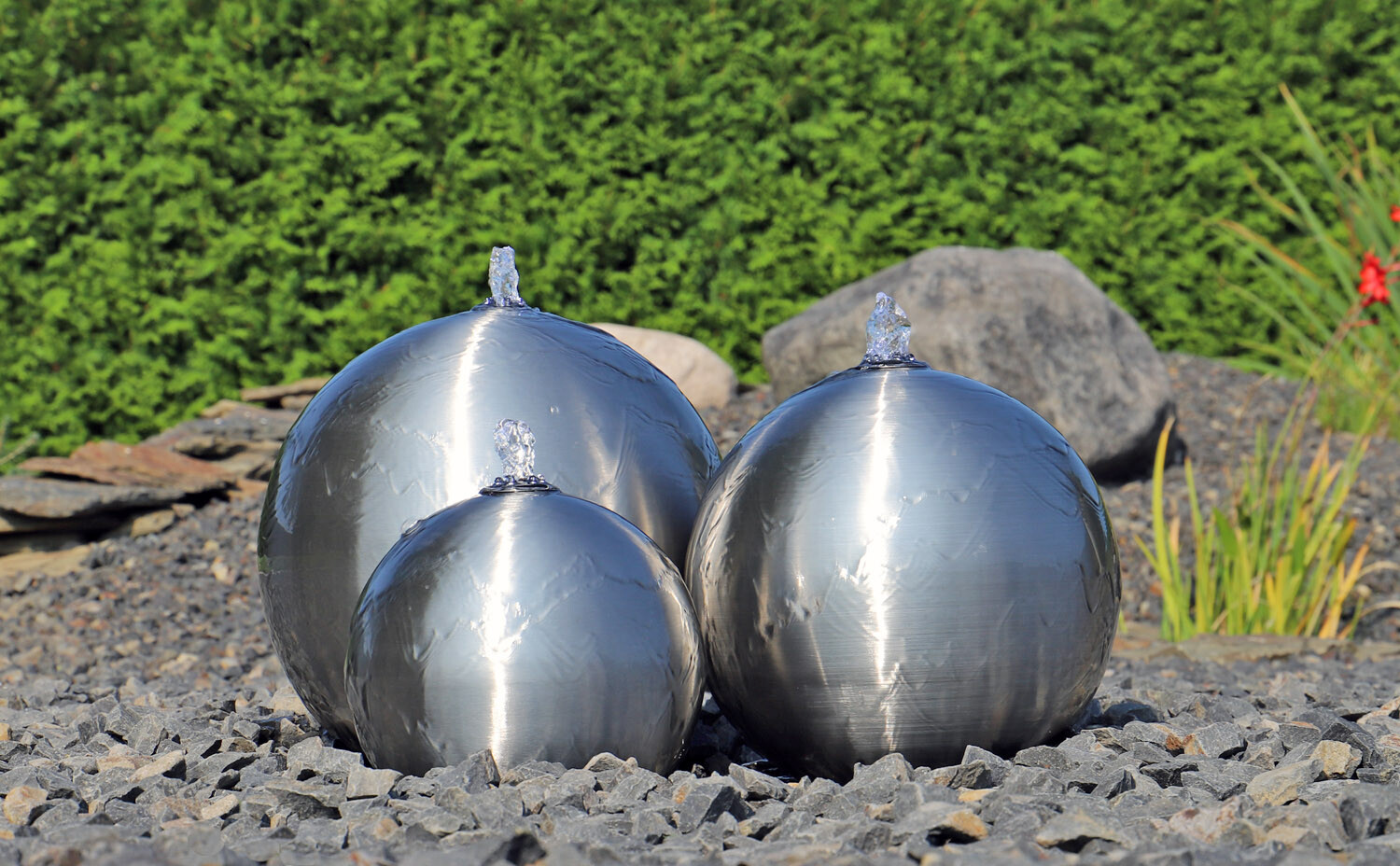 Edelstahlspringbrunnen 3 Kugeln gebürstet