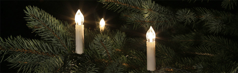 Kerzenlichterkette am Weihnachtsbaum
