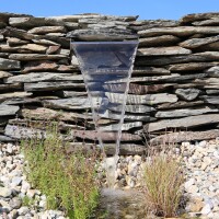 30cm Edelstahl Wasserfall mit weisser Beleuchtung