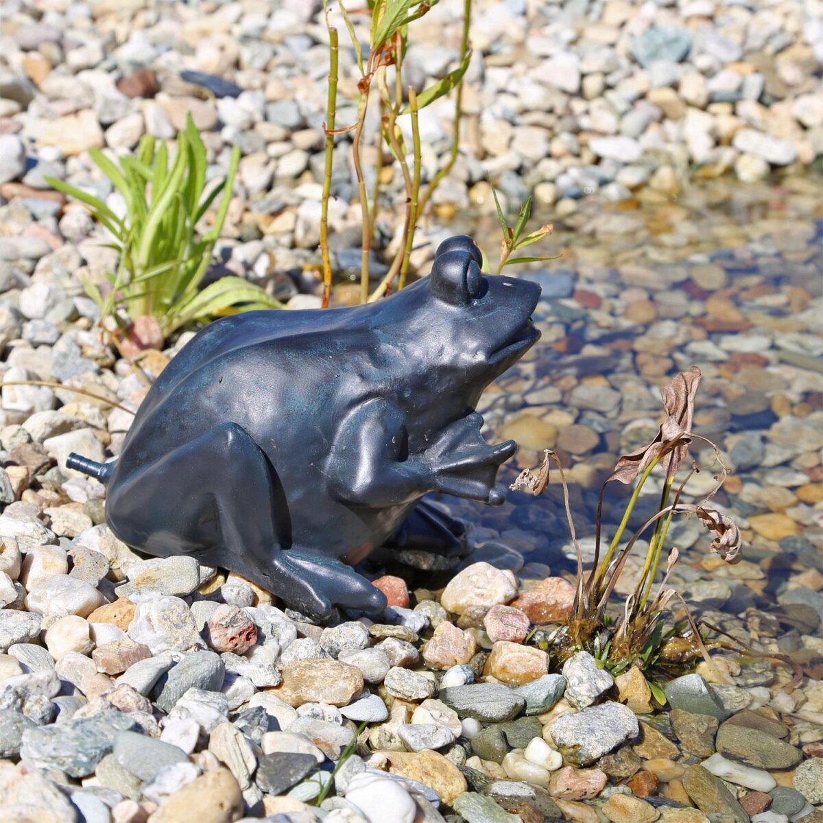 Wasserspeier Elfe auf Frosch mit Solarpumpe Teichdeko Miniteich Gartendeko Figur 
